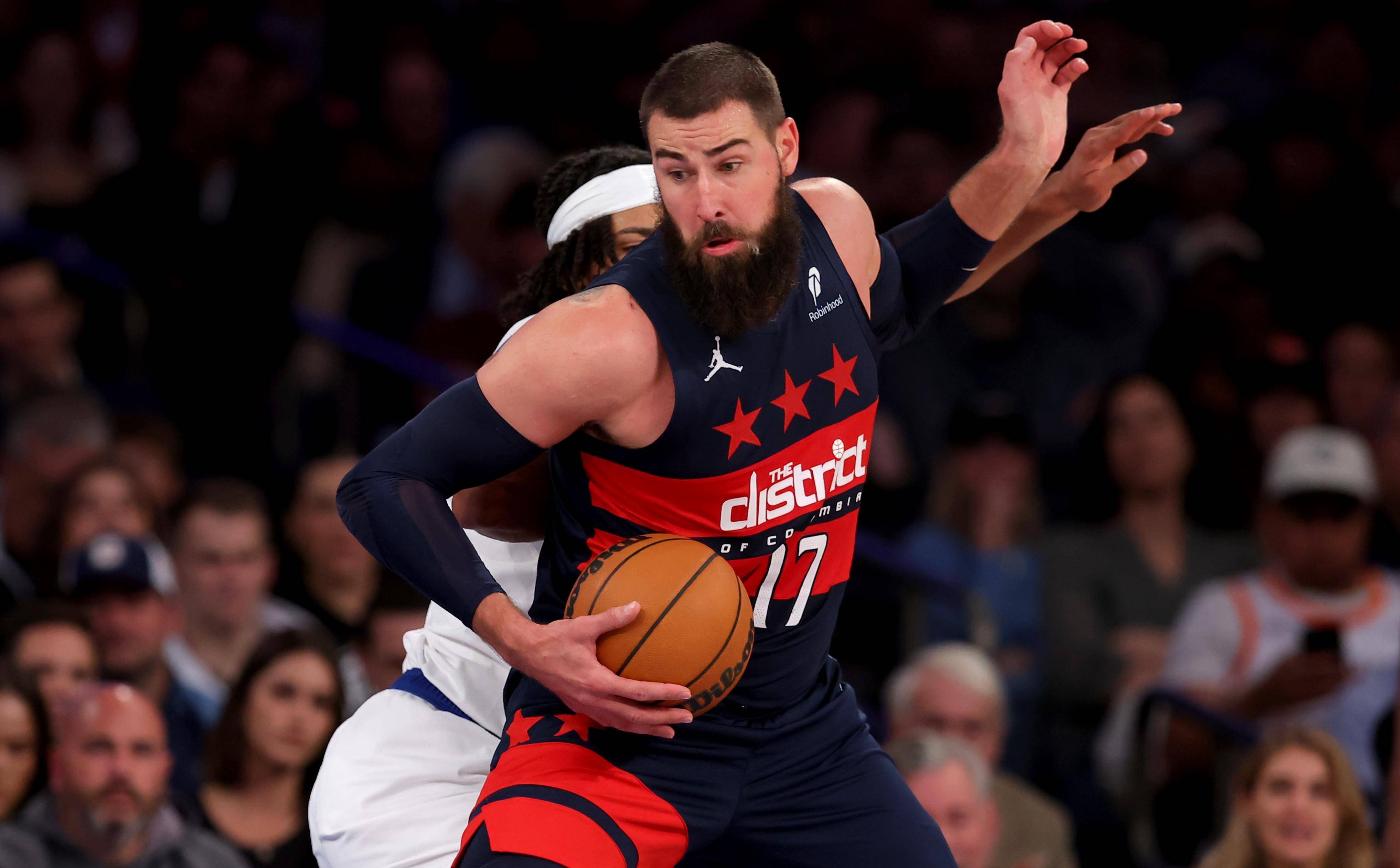 整活，多特官博问世界最棒足球俱乐部是哪个，DeepSeek：多特.