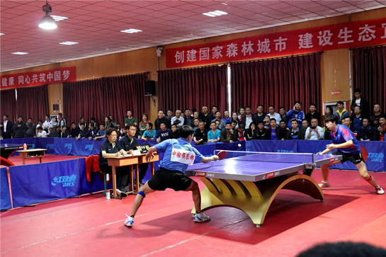 励着世界各 励着世界各