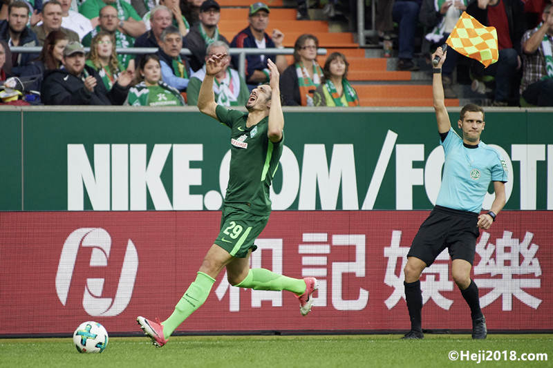 足球运动员 足球运动员