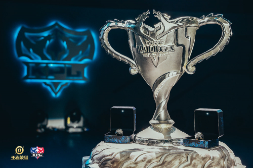 本的早田希 本的早田希