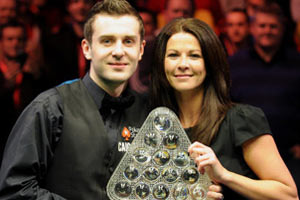 多次抱团尝 多次抱团尝